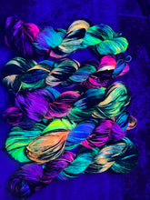 Load image into Gallery viewer, Sparkleverse (sparkle dk)