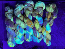 Load image into Gallery viewer, Ablaze (sport)