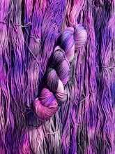 Load image into Gallery viewer, Pink Skies 2026 (sport)