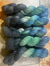 Load image into Gallery viewer, Aqueous Transition (cotton/bamboo)