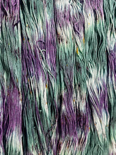 Load image into Gallery viewer, RollerGirl (worsted)