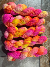 Load image into Gallery viewer, Sunshine and Lollipops (worsted)
