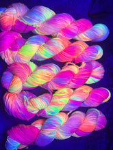 Load image into Gallery viewer, Sunshine and Lollipops (worsted)
