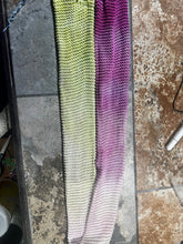 Load image into Gallery viewer, Rosebuds (2 per set) (bamboo)
