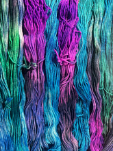 Load image into Gallery viewer, Gumball (worsted)
