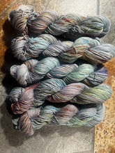 Load image into Gallery viewer, Fireworks in Spring (dk)
