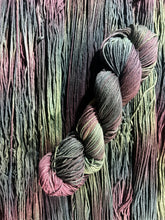 Load image into Gallery viewer, Scholarly Assistant (cotton/bamboo)
