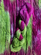 Load image into Gallery viewer, Sweet Kicks (worsted)
