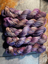 Load image into Gallery viewer, The Oracle (Cotton/Bamboo)
