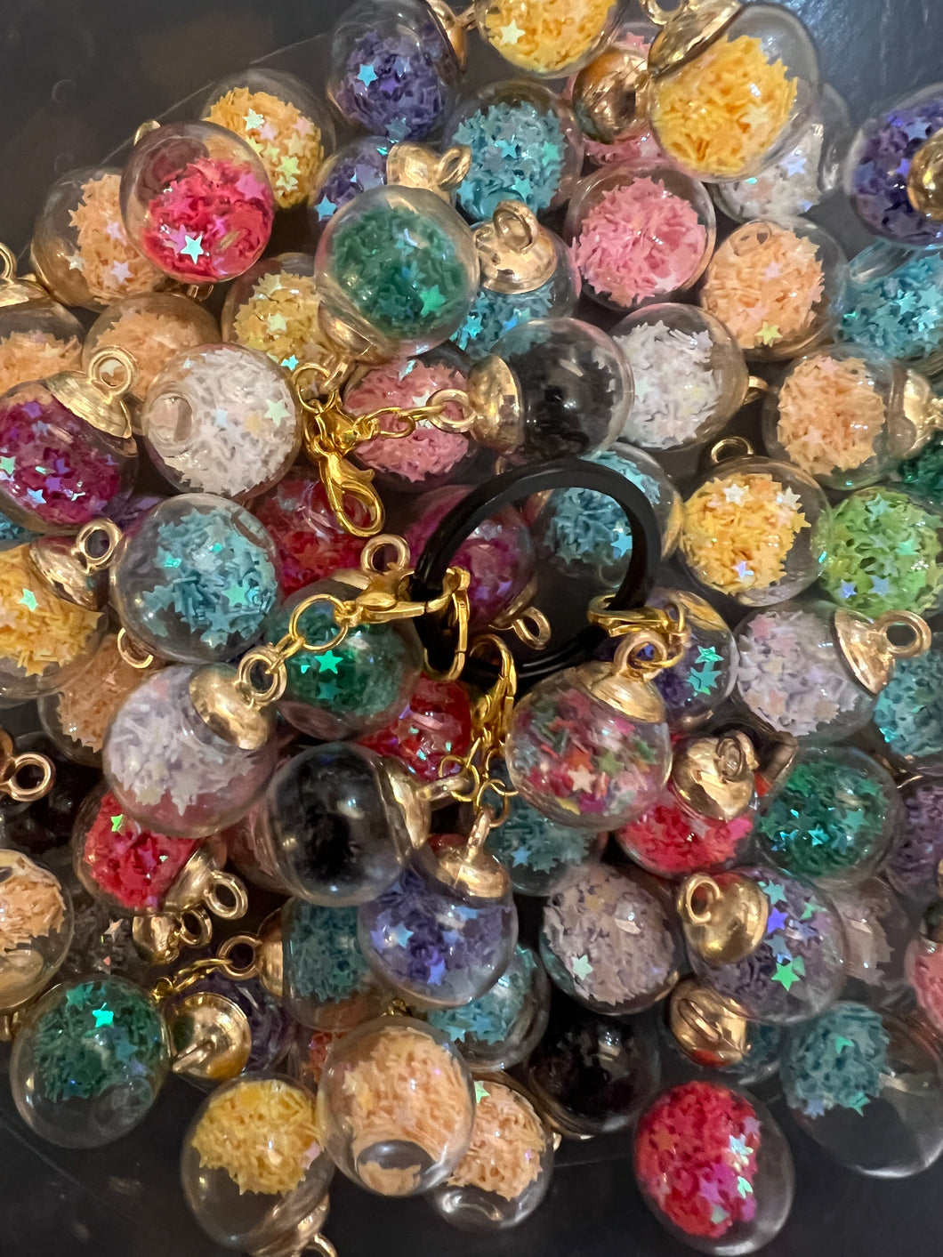 Star globe (5 stitch markers)